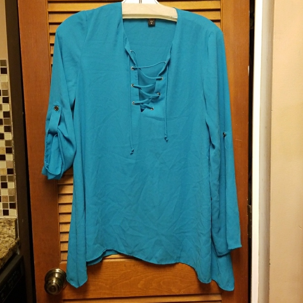 Karen Kane size small in greenish blue